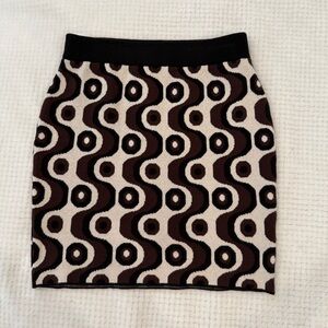 Geometric Patterned Skirt - Black and Brown